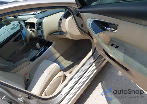 2013 Nissan Altima 2.5 Sv z USA, uszkodzony, nr VIN 1N4AL3AP3DN462656